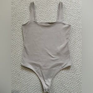 Abercrombie & Fitch Taupe Square-Neck Bodysuit